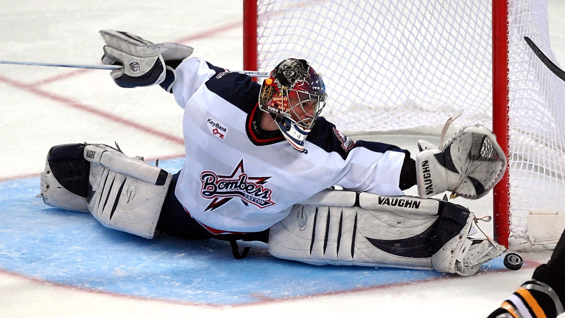 李刚仁一箭穿心！哥伦比亚式战术打穿AC米兰，亚洲天才成胜负手