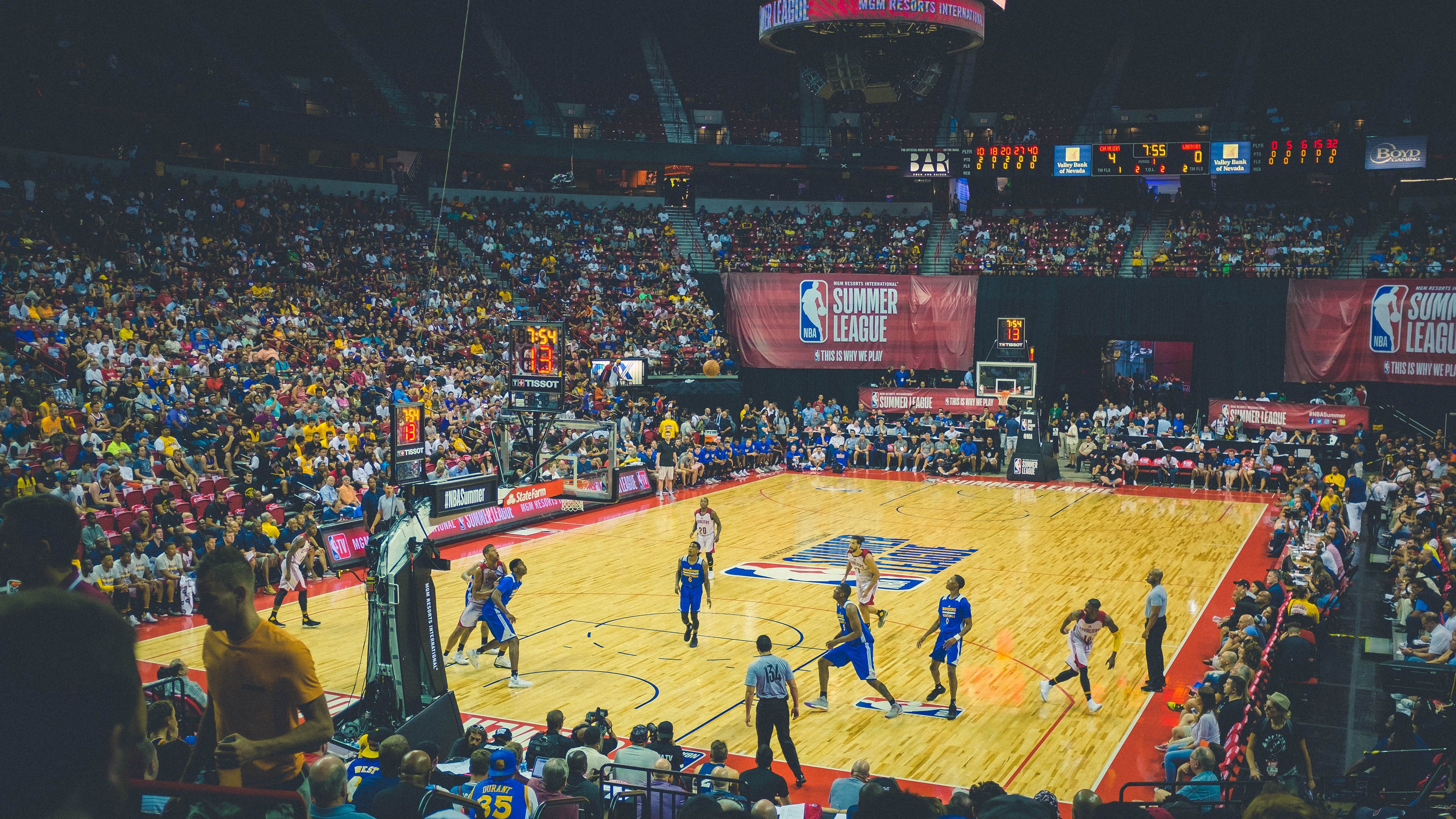 哈兰德一锤定音，墨西哥硬仗中力克厄瓜多尔